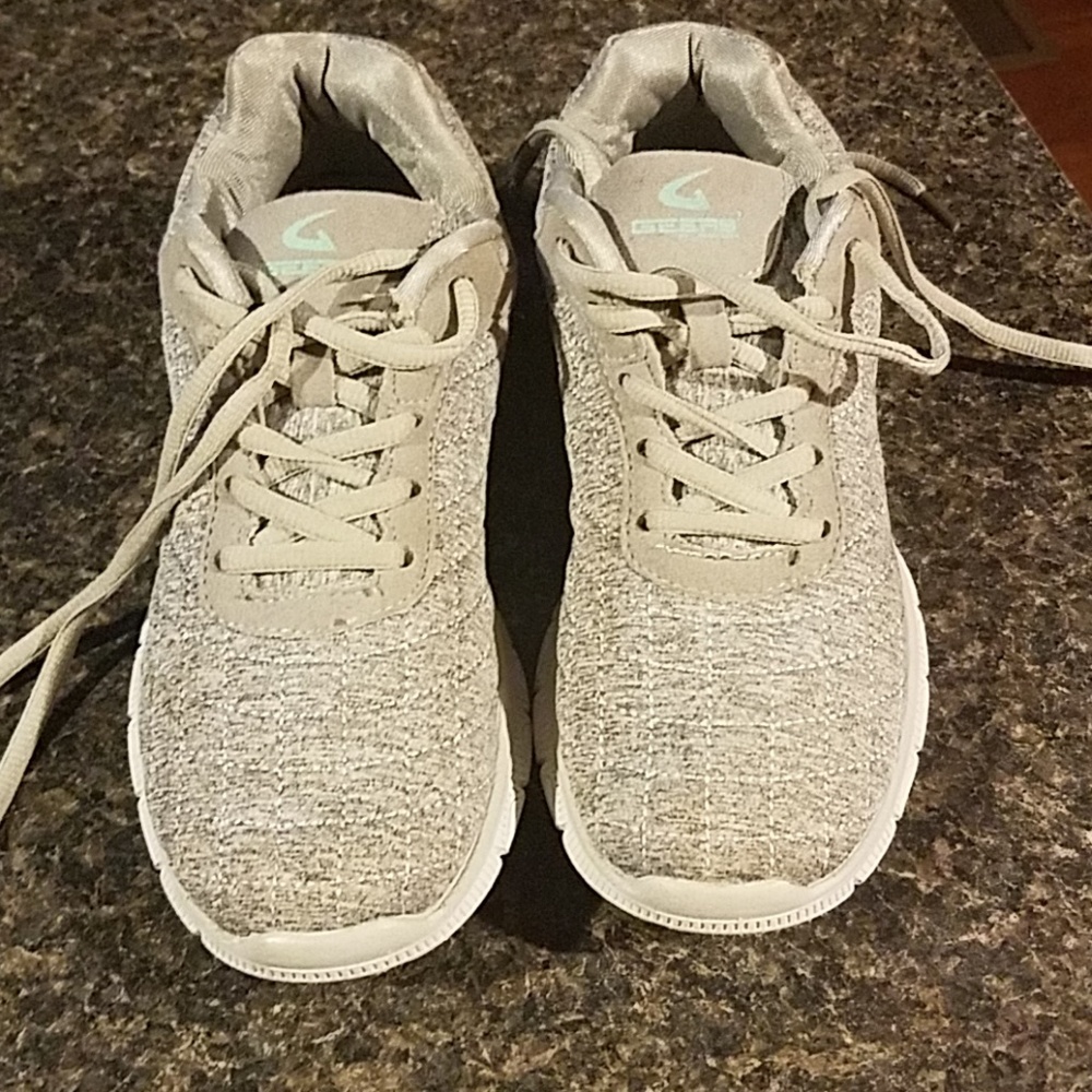 Geers by Dream Seek Sneakers